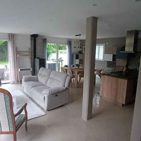 Grande Maison Entiere De 120m2 Tatil Evi Epron