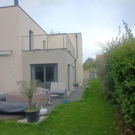 Grande Maison Entiere De 120m2 בית נופש Epron