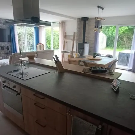 Grande Maison Entière De 120m2 Epron