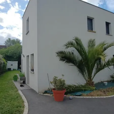 בית נופש Grande Maison Entiere De 120m2 Epron