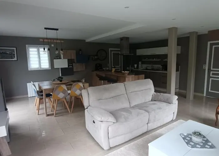 Grande Maison Entiere De 120m2 Ferienhaus *