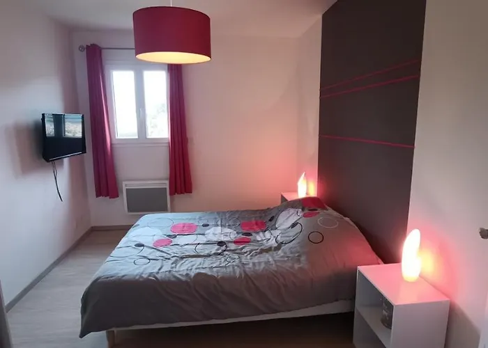 Grande Maison Entiere De 120m2 Epron