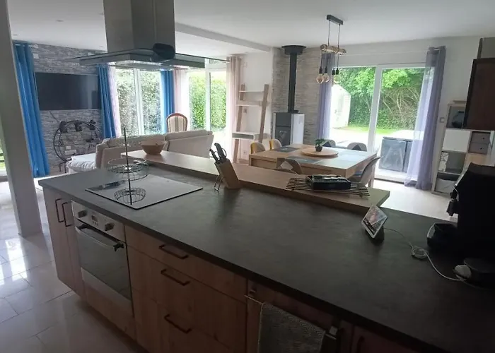 Grande Maison Entiere De 120m2 Epron