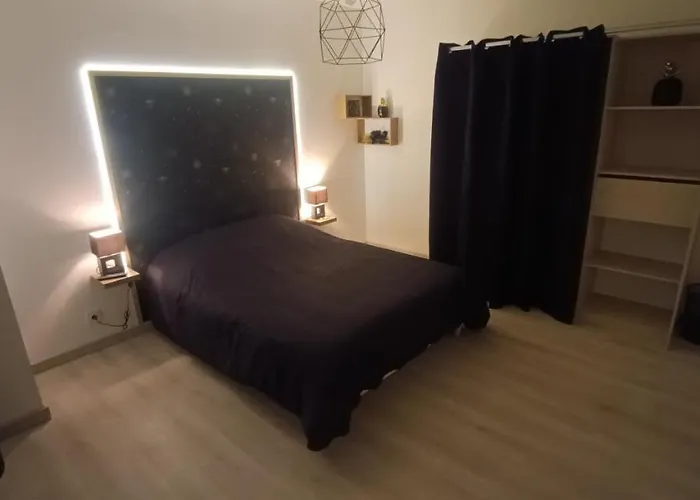 Grande Maison Entiere De 120m2 * Epron