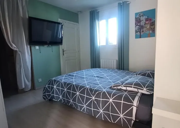 Grande Maison Entiere De 120m2 Ferienhaus