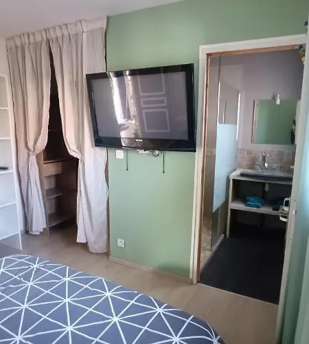 Grande Maison Entiere De 120m2 Ferienhaus